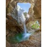 Wasserfall mit Höhle im Karwendel