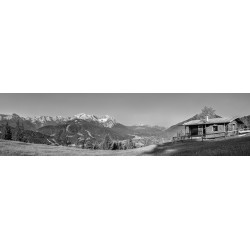 Eckenhütte am Vormittag - schwarz-weiß Garmisch-Partenkirchen