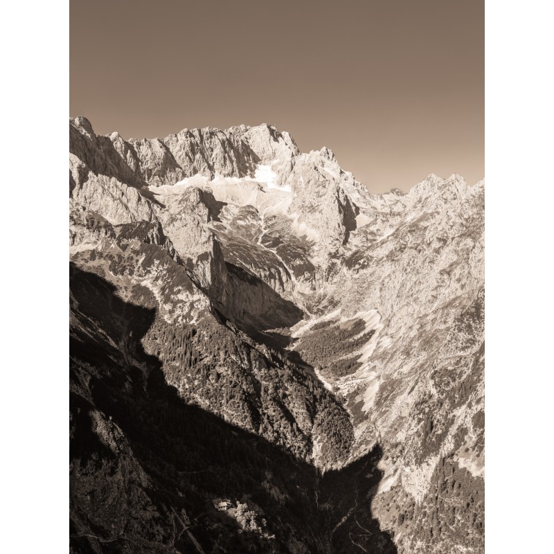 Höllental - Zugspitze - Jubiläumsgrat sepia