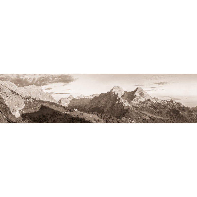 Panorama am Schachen - goldenes Licht - sepia