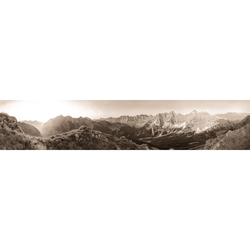 Panorama am Karwendelhauptkamm 5:1 sepia