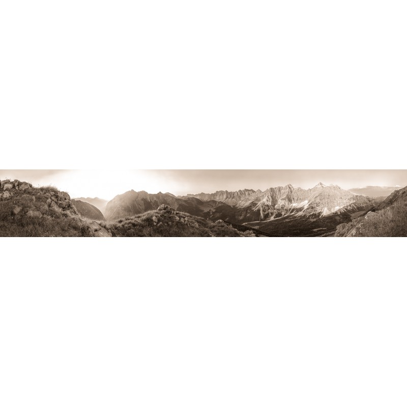 Panorama am Karwendelhauptkamm 6:1 sepia