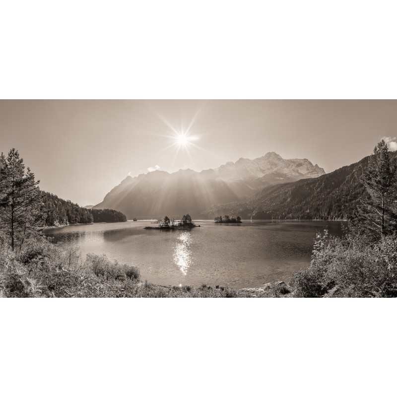 Eibsee mit Inseln - Zugspitze sepia